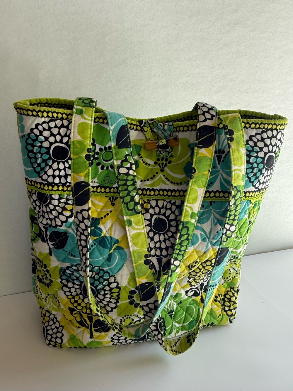 Vera Bradley Carry All Large Toggle Tote Bag Purse Pocketbook Lime Green Yellow